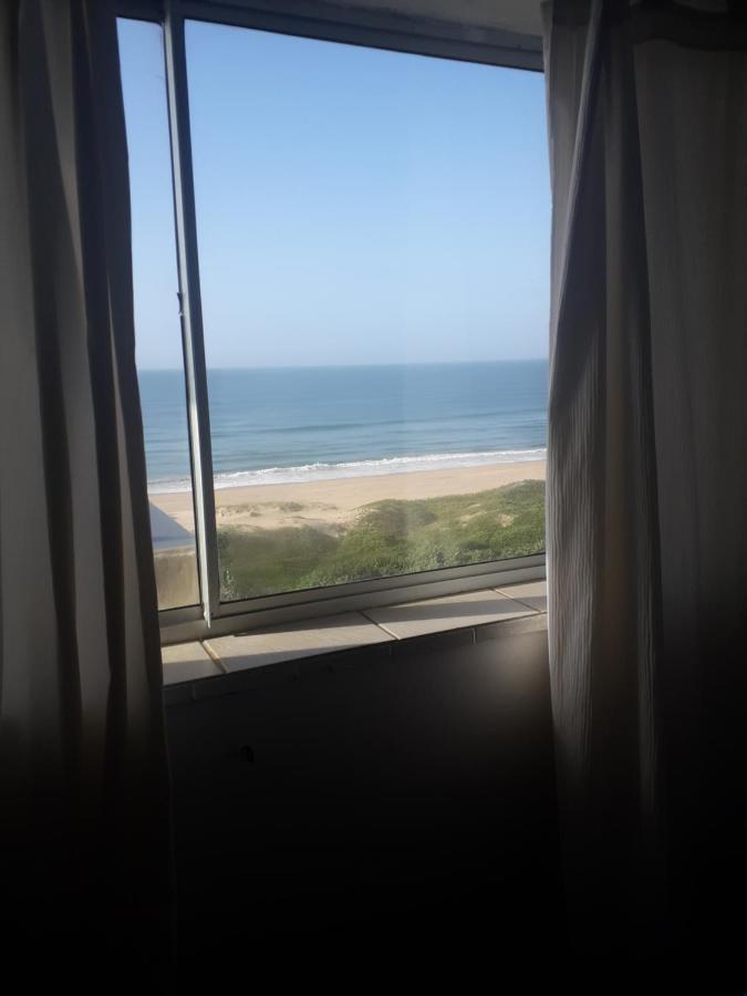 Breezy Seaview- On The Beach Amanzimtoti Bilik gambar